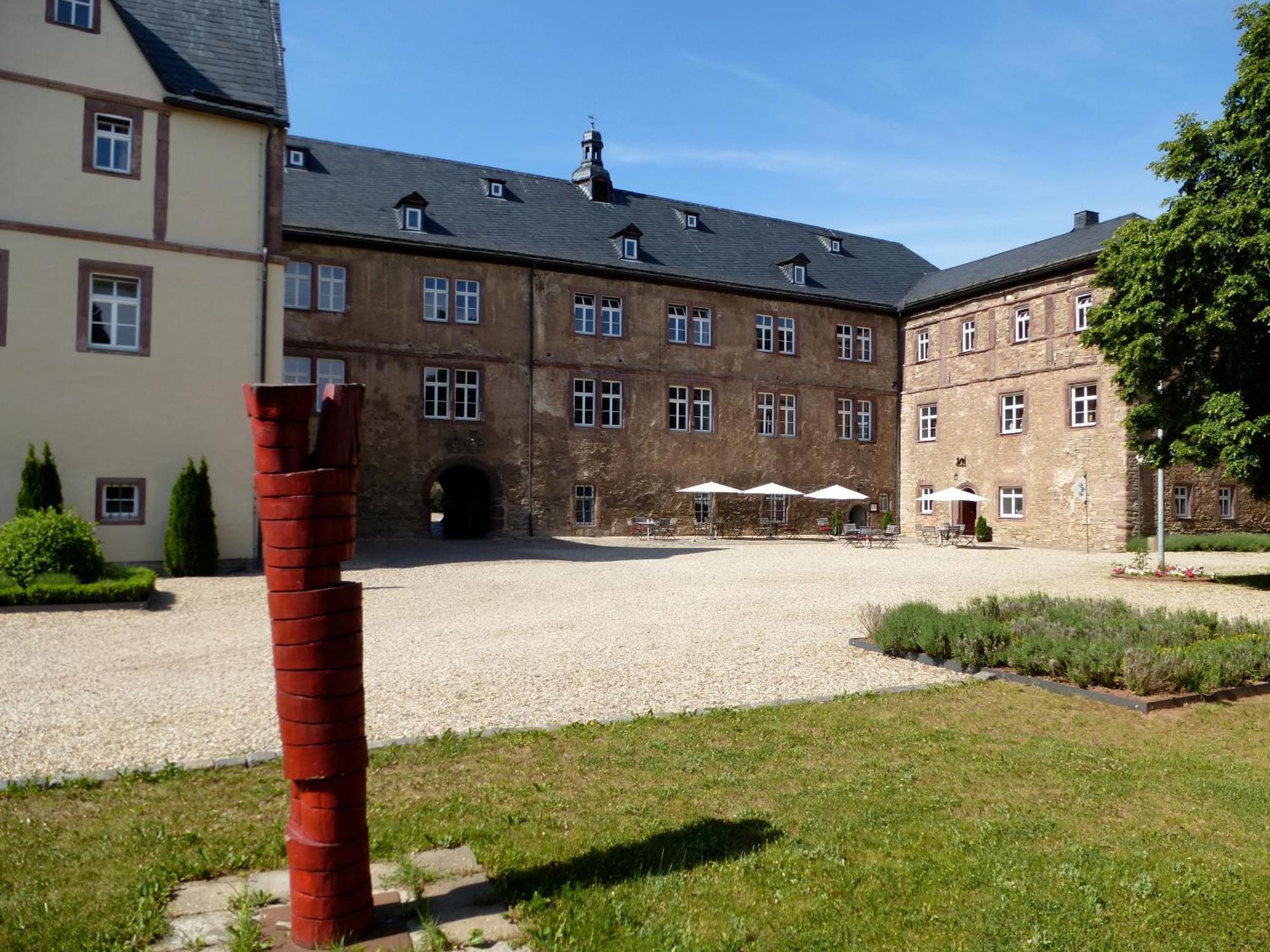 Schloss Hotel Wallhausen Wallhausen  Экстерьер фото